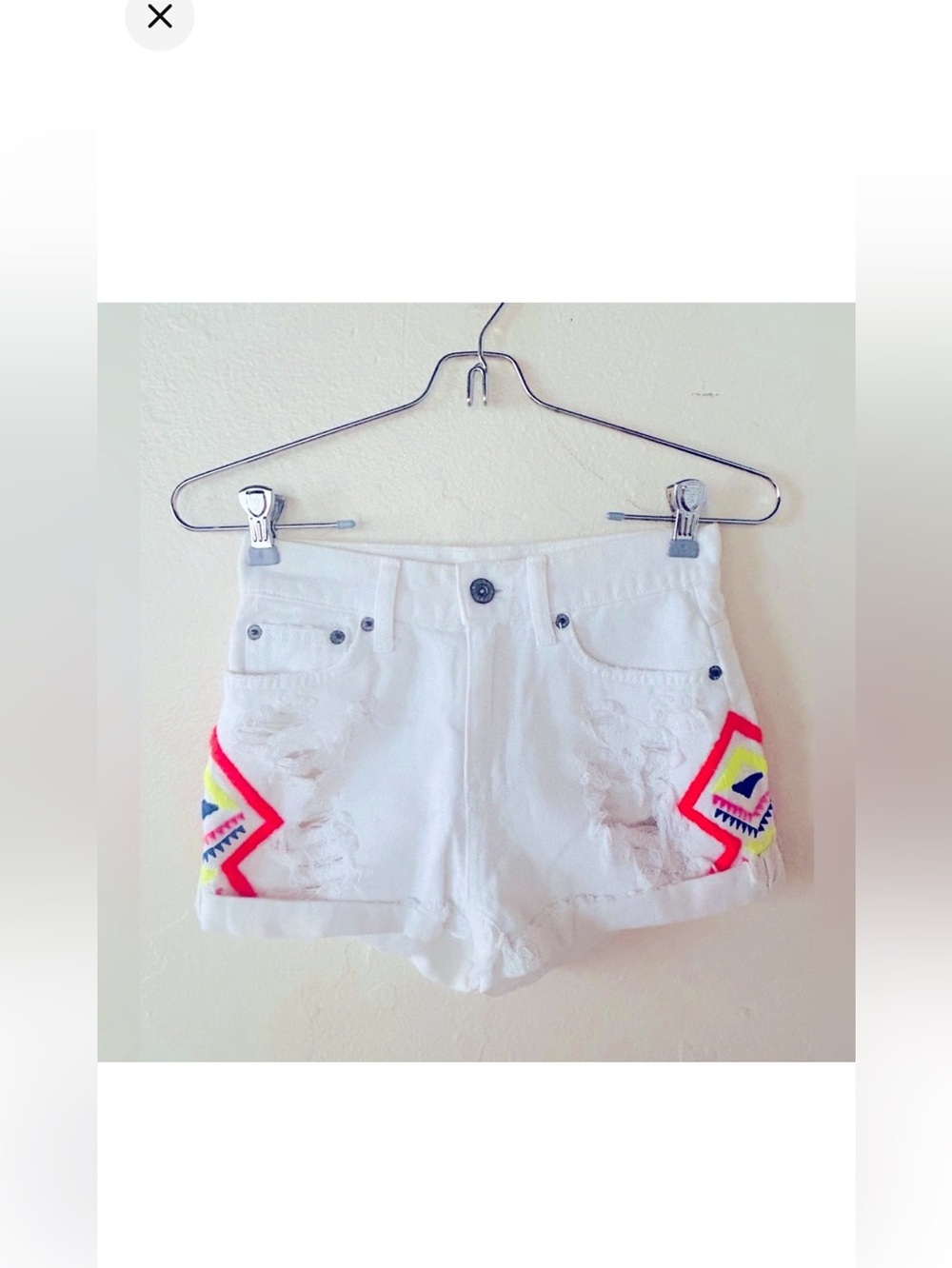 Carmar LF White Distressed Embroidered Cut Off Shorts